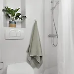 Apartman Bad, Lejl 69 *